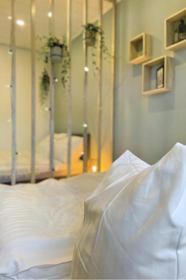 Ruhiges Naturparadies Fuer 4 Mit Kueche Schreibtisch Und Boxbett Wetter  Esterno foto